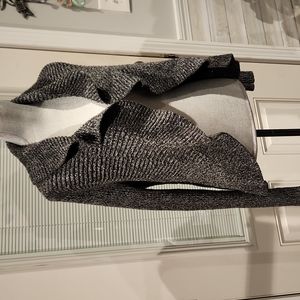 EUC Express Women's Boho open front Sweater sz S/P